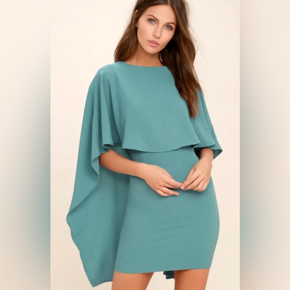 Lulus short sleeve turquoise mini dress. Size large.